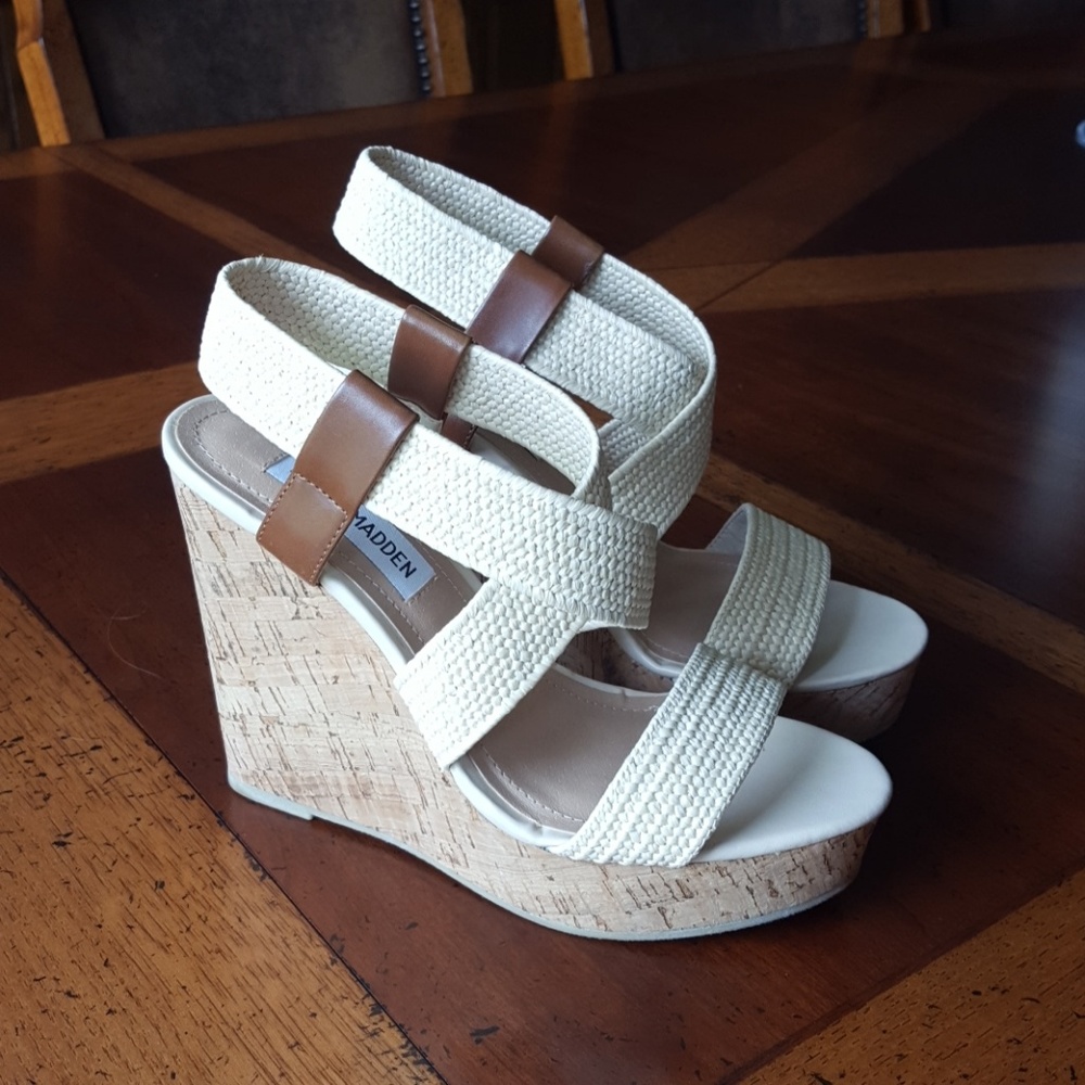 Steve Madden wedge sandal
